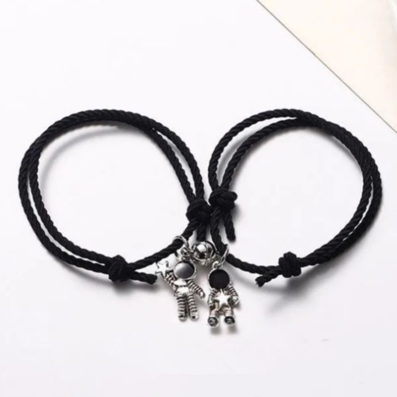 FerenHongXia 2Pcs / 1Pasang Gelang Tangan Kerincing Liontin Hitam Untuk Pasangan Pria dan Wanita Couple sepasang