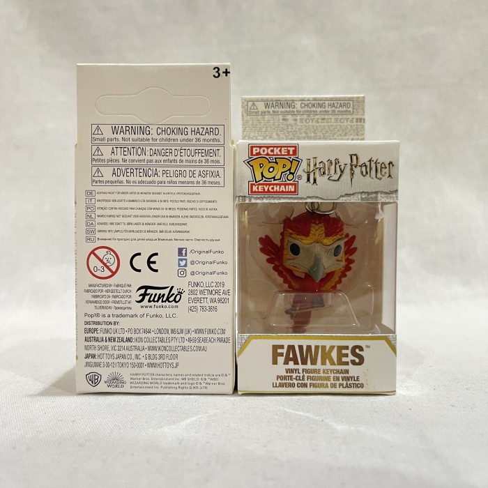 POCKET POP KEYCHAIN HARRY POTTER FAWKES