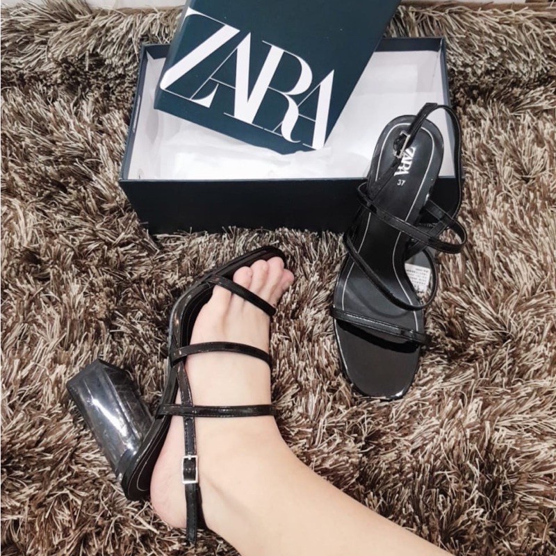 Sepatu ZR-815 Heeled Glass Heels