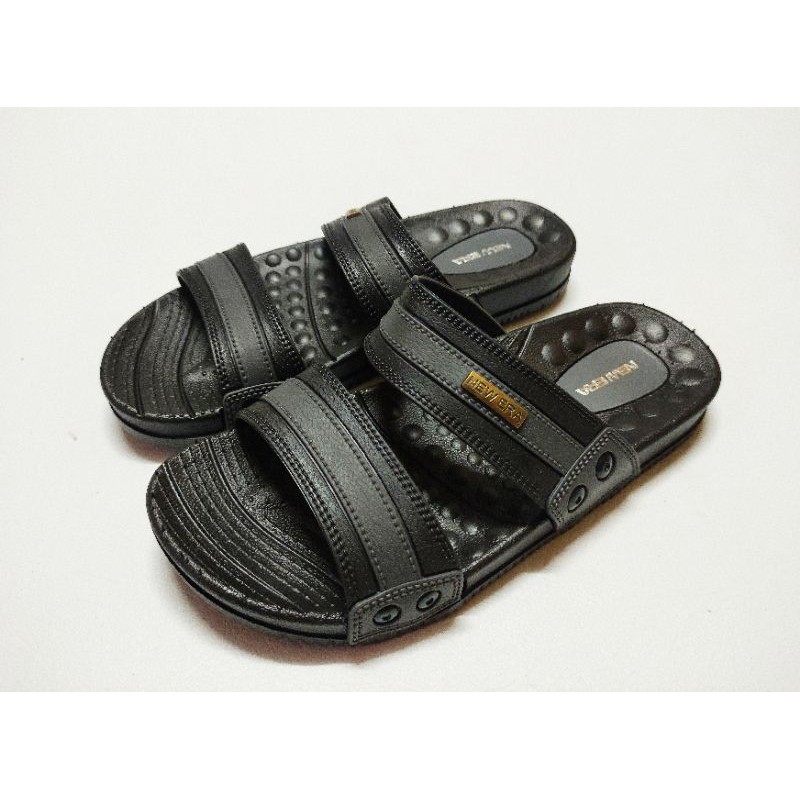 SANDAL SELOP NEW ERA TERABARU / SANDAL SELOP TERLARIS / SANDAL CASUAL PRIA DEWASA / FASHION PRIA/ SANDAL KEKINIAN /SANDAL JEPIT /SANDAL IMPORT /FASHION PRIA DEWASA /SANDAL KARET /SANDAL SANTAI /SANDAL RUMAH / SANDAL PANTAI / SANDAL NEW ERA  /SANDAL SLIPON