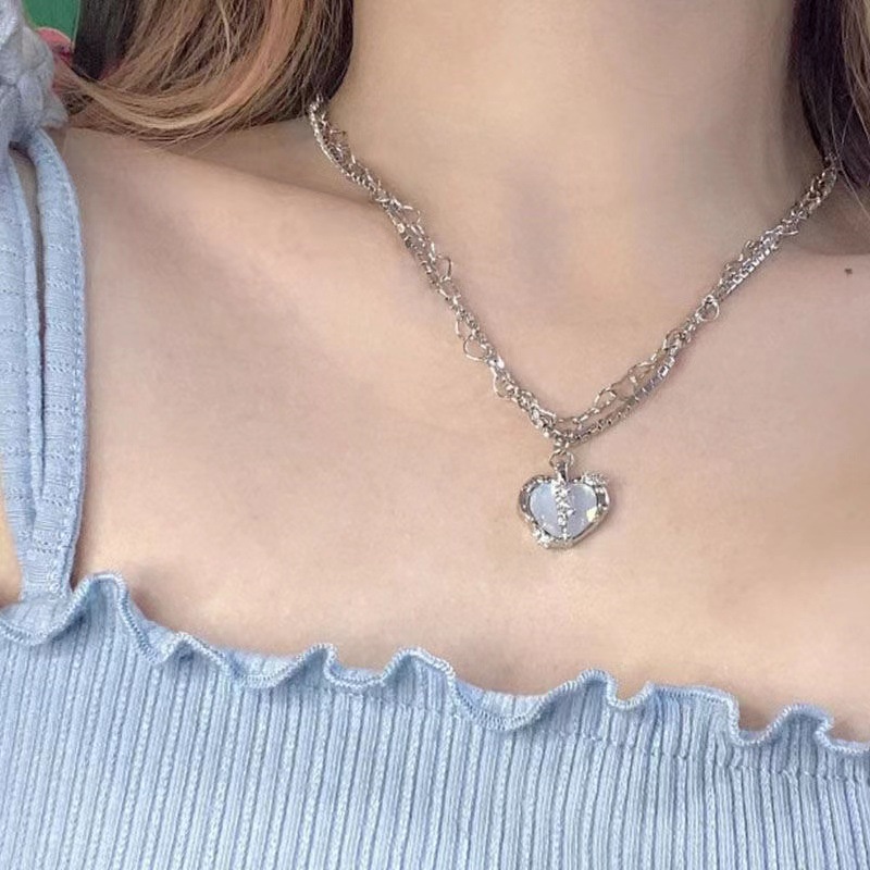 Kalung Multilayer Bentuk Hati Aksen Berlian Zircon Untuk Wanita