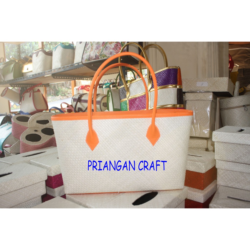 Tas Anyaman Model Ceper