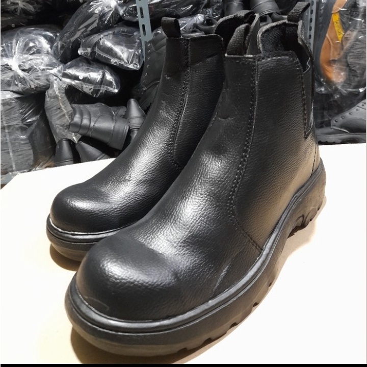 sepatu safety safety boot karet samping