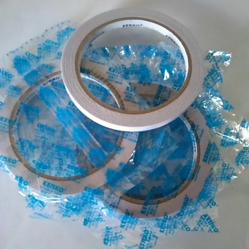 

Double tape KENKO 12 mm x 15 yard (hrg jual per 6 rol)