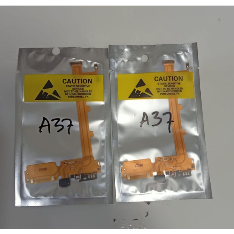 Flexible charger Cas Oppo A37
