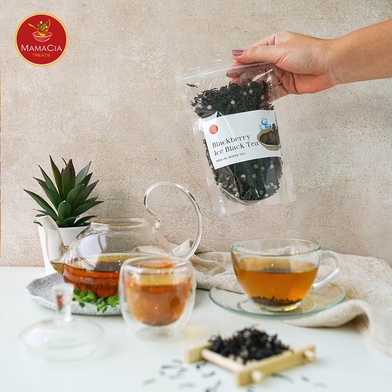 

Mamacia Treats Premium Blended Tea Majorie / Blackberry Ice Black Tea 100 gr / Teh Bunga Teh Hitam