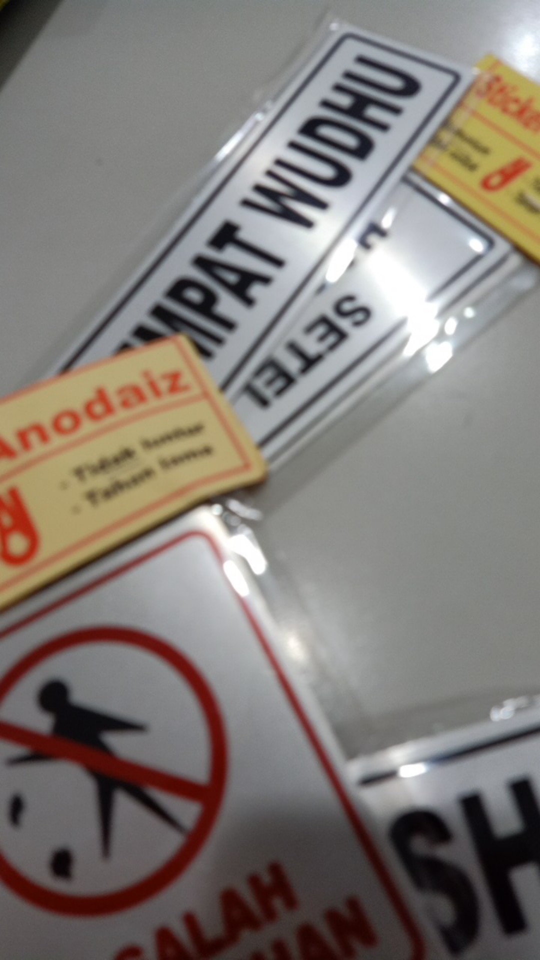 Stiker Anodaiz Peringatan Rambu Dilarang Masuk Wifi Aviable Toilet Jaga Kebersihan Dll