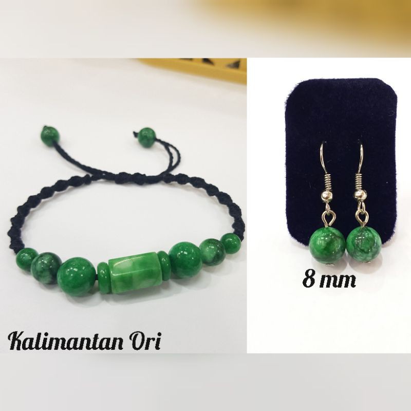Gelang Kesehatan dan Anting Batu Giok Asli