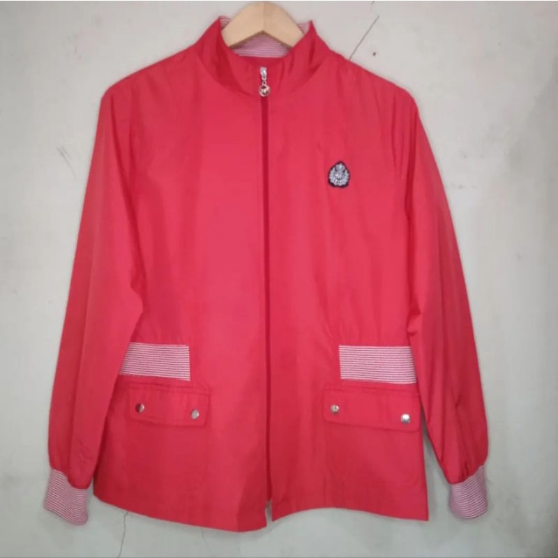 Jaket outdoor brand boutique thrifting