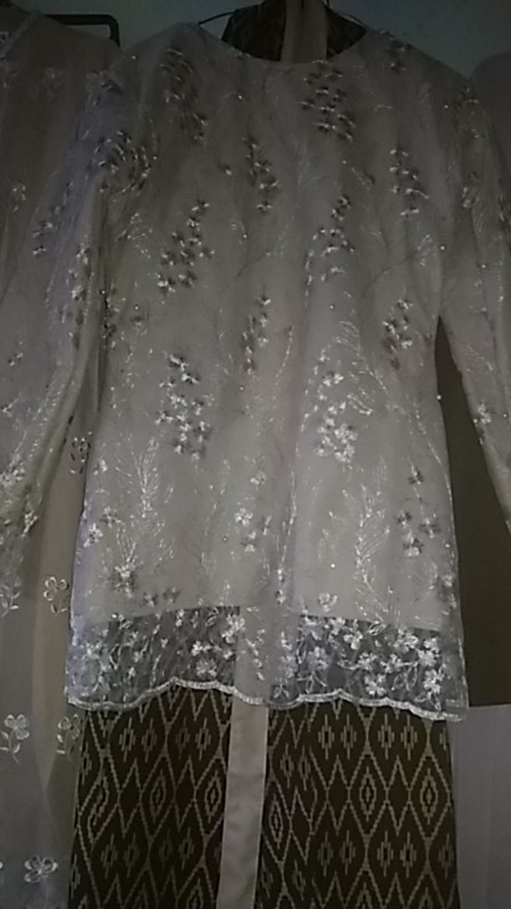 Maura Couple - Sania Ruflle Batik Couple Ori Ndoro Jowi Garansi Termurah Shopee - Modern Batik Solo