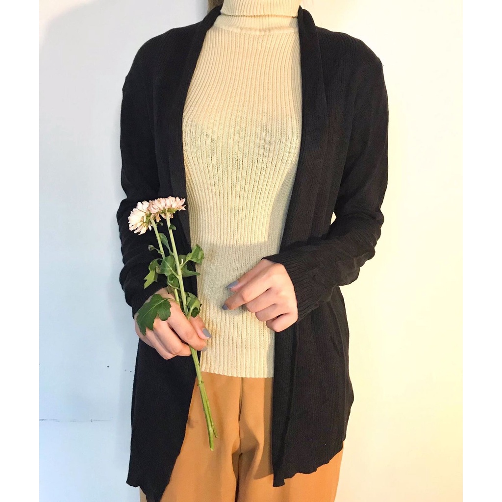 cardigan hitam panjang