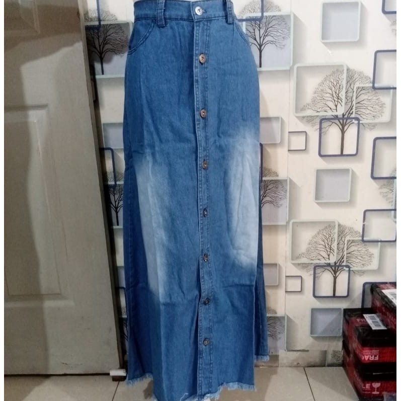 Rok Span Denim Panjang Wanita Kancing Depan/Rok Payung Jumbo Bahan Jeans.