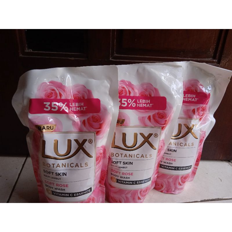 LUX Sabun Mandi Cair Soft Rose Pouch 850ml