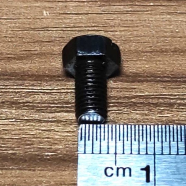 SK261 Atau 1324 Baut Sepatu Mesin Obras Kecil