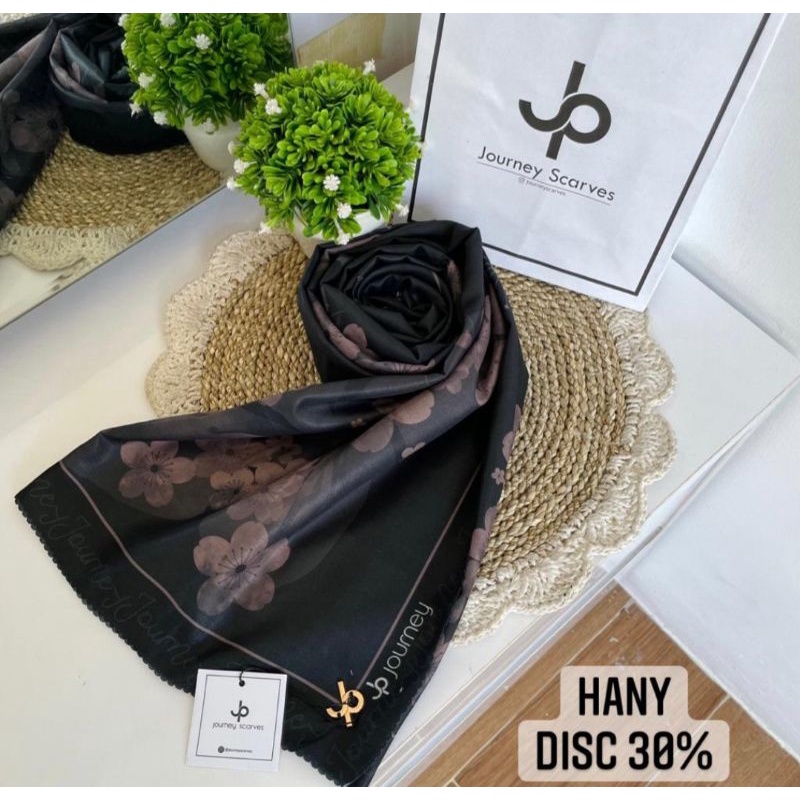 Hany syakila deira geisha haida luna dosi raya series gold  ori LE journey premium scarves