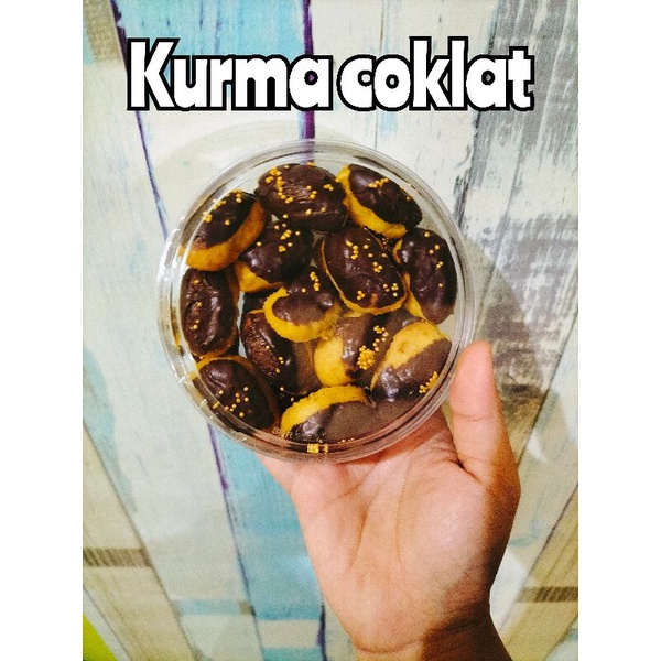

kue kering kurma coklat
