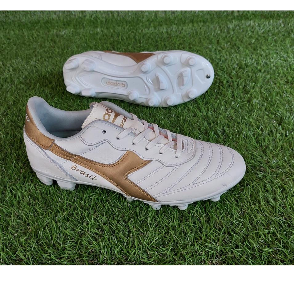 Garansi Terbaik Sepatu bola kulit diadora terbaru
