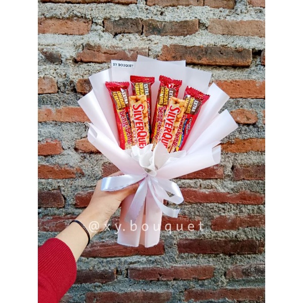 

[ READY ] Bouquet Silverqueen | Buket Valentine | Buket Coklat | Buket Wisuda Murah