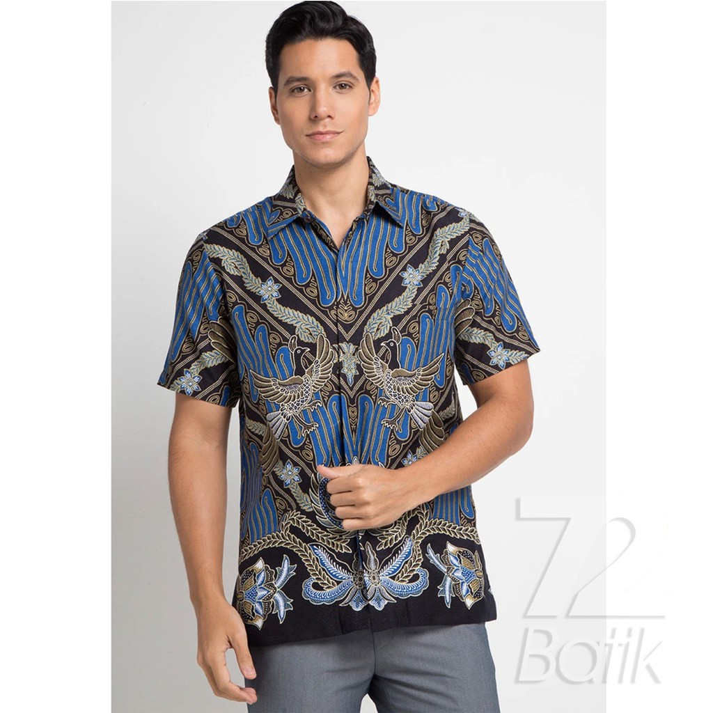 BATIK COUPLE MODERN  Artha Kemeja Rok Lilit Istan Batik Pria Lengan Panjang Slimfit Premium Biru 721482 Cap 72 - Baju Kemeja Atasan Pakaian Batik Couple Cople Pria Cowok Laki Laki Remaja Keluarga Lengan Panjang Modern Slimfit Premium Kekinian