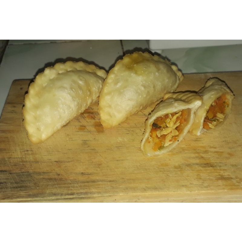 

Cireng isi
