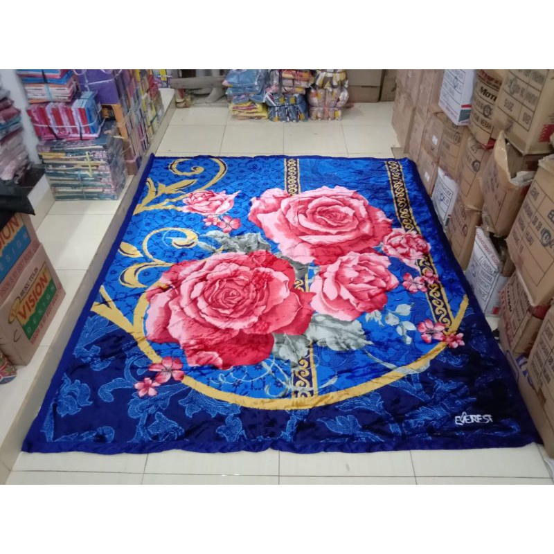 PREMIUM!!! Selimut Everest Jumbo 2 Ply Ukuran 200x240 cm Panel Halus Dan Tebal Kualitas Premium