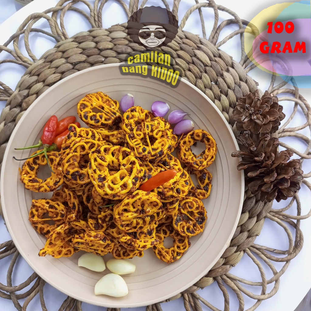 

Cemilan Pedas-Seblak Krupuk/Kerupuk Mawar Extra Pedas Daun jeruk isi 100 gram