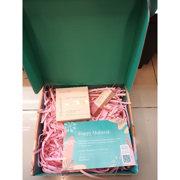 wardah paket hampers ( bedak & lipstik )