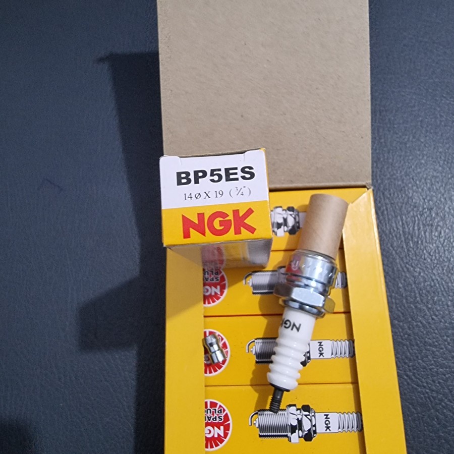 Busi NGK BP5ES RX King Satria 2T Ninja R RR Fizr Toyota Kijang