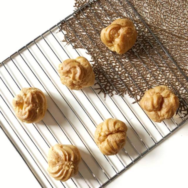 

Kue Sus Original (No Rum) momsmade.id