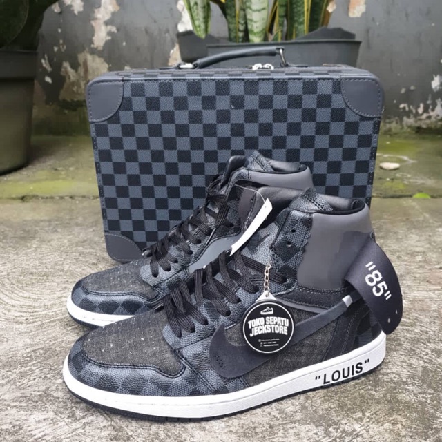 SEPATU NIKE AIR JORDAN 1 OFF WHITE x LOUIS VOITTON BLACK GREY UA BNIB