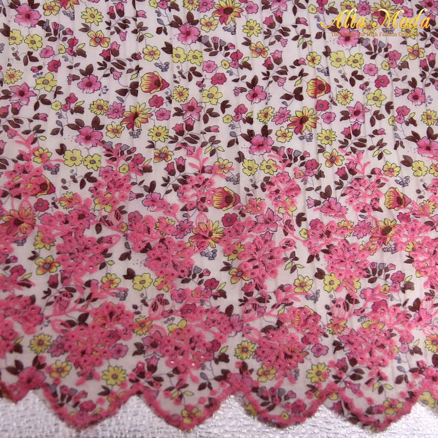 

Alta Moda Chiffon Pleats Bordir Warna Putih Floral Pink (1M)