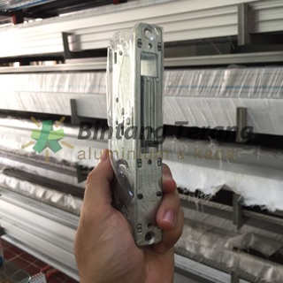 TERMURAH Kunci  pintu  swing  aluminium  dekson  8128  Shopee 