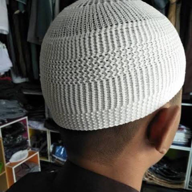 Peci kopiah haji aceng rajut putih polos(peci haji)