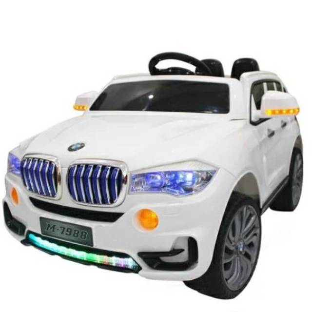 Mobil aki anak BMW