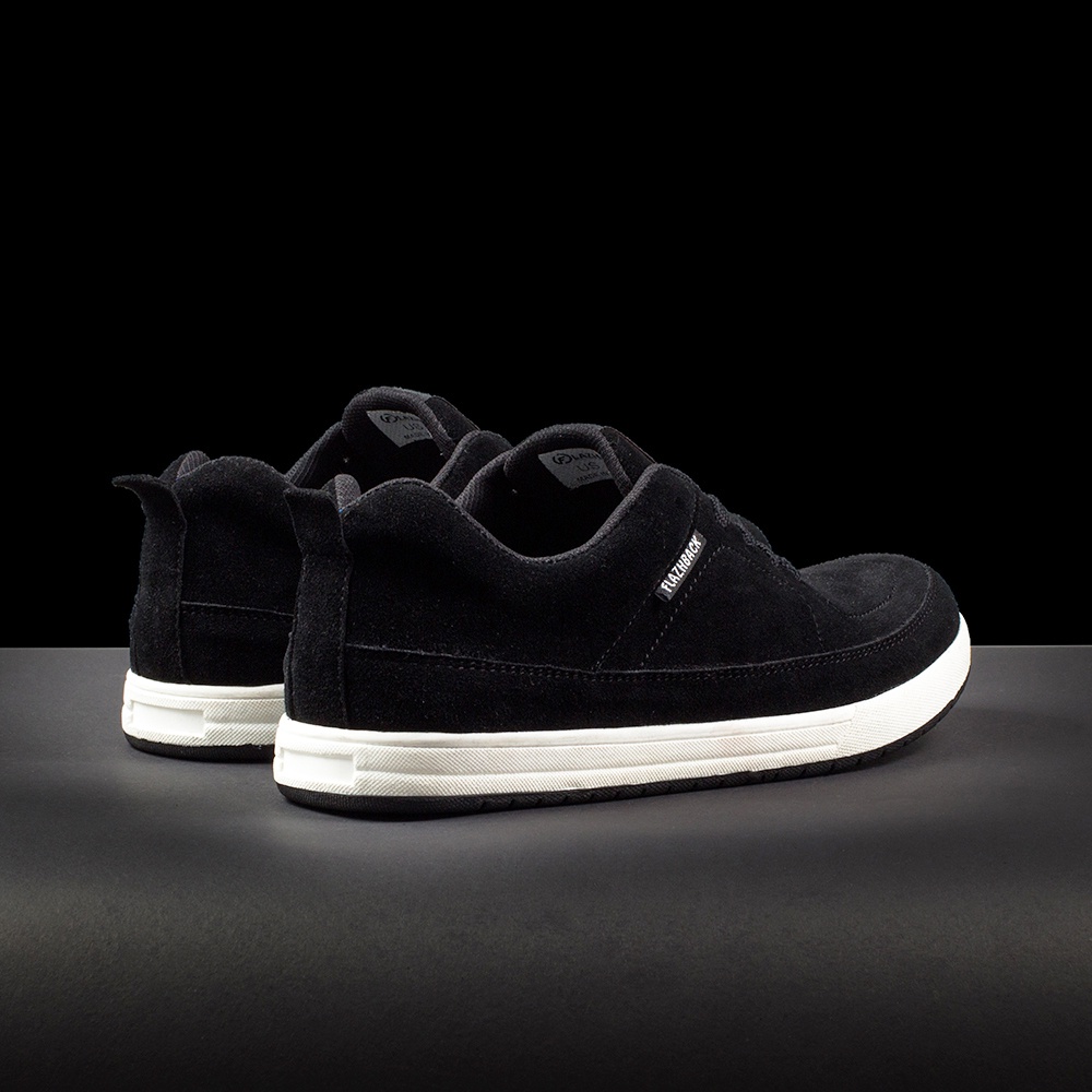 CHARLES BLACK |ManNeedMe x FLAZHBACK| Sepatu Sneakers Pria Casual Shoes ORIGINAL