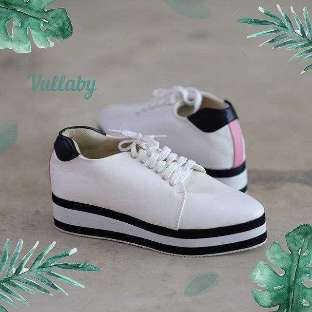 Sepatu fashion wanita murah nyaman original - DNC Vullaby in White