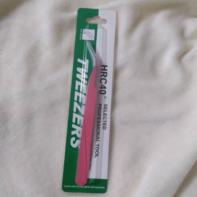Tweezers