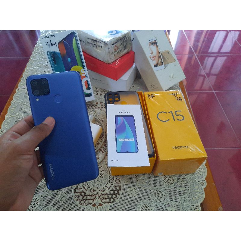 Realme C15 Ram 4/64 Rom Fulset kondisi second