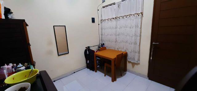 Meja Makan Rattan + 2 Kursi Olymplast ( Odt + 2 Kursi 208 )