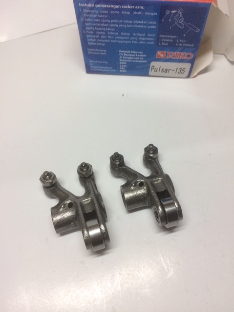 Pelatuk Platuk Templar Sepatu Klep Bajaj Pulsar 135