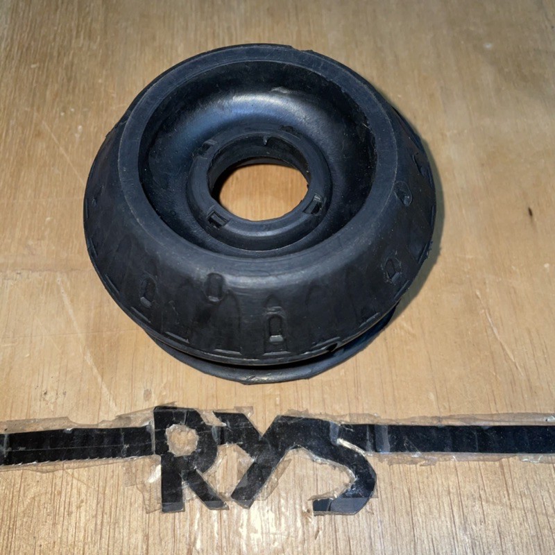 KARET SUPPORT SHOCK SOK VIOS GEN 2, YARIS