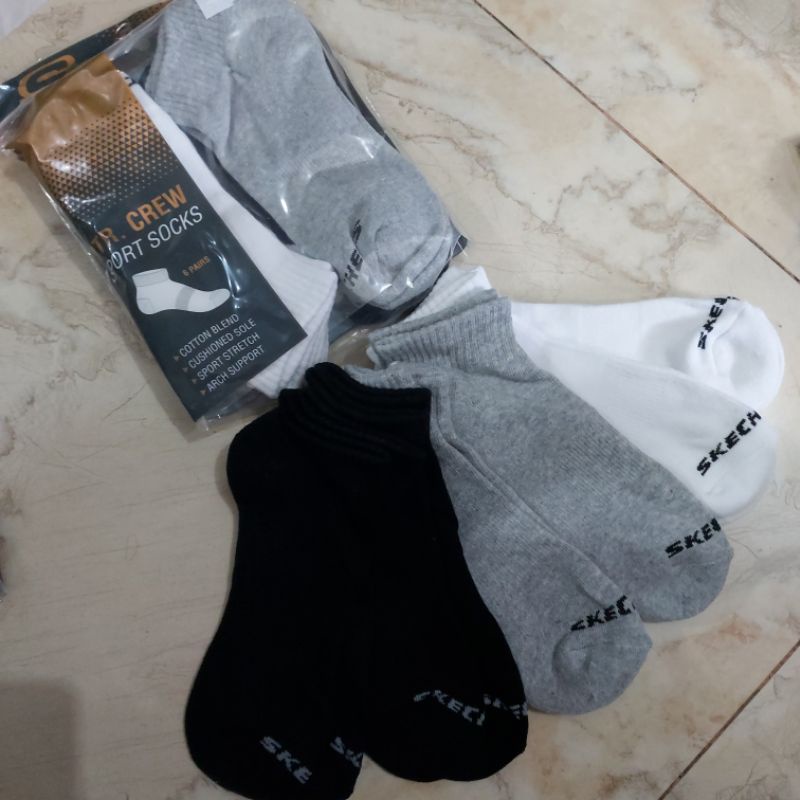 Kaos kaki Skechers