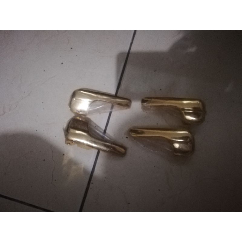 satu set handle pintu mobil kia timor bagian dalam (4pcs)