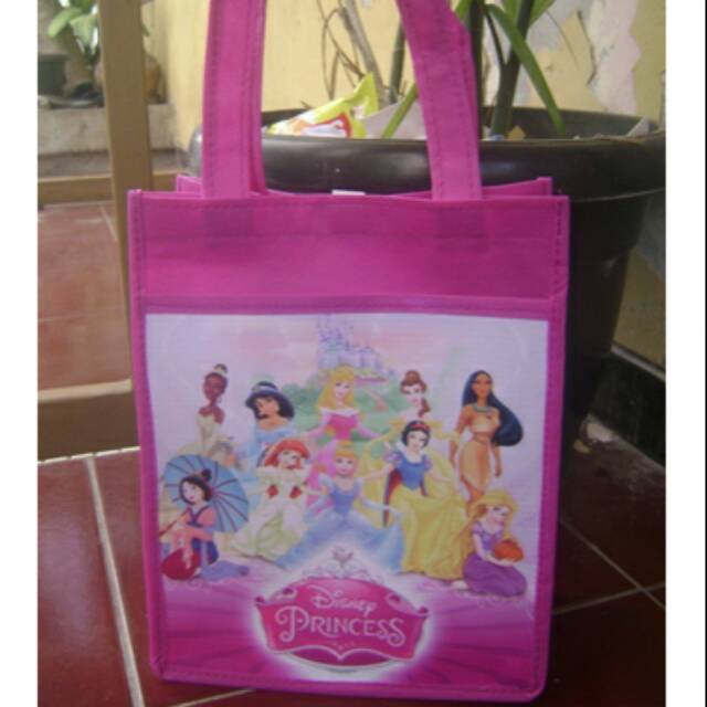 

TAS KARTUN PRINCES UNTUK BINGKISAN SNACK ACARA ULTAH, AQIQAH, KELAHIRAN, TAS PAUD, READY STOCK | K46