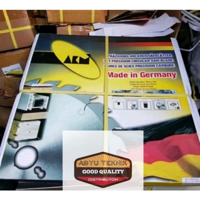 MATA GERGAJI BELAH/POTONG KAYU 24INCH (600mm) X 40T MEREK AKM GERMANY