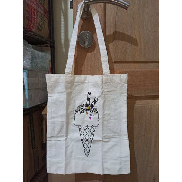 Totebag Kain Karakter Kelinci/ Es Krim Lucu