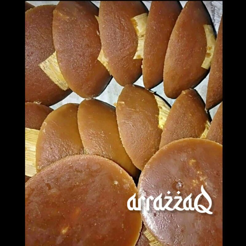 

Gula Merah / gula jawa batok Padat kemasan 250 gram khas situbondo