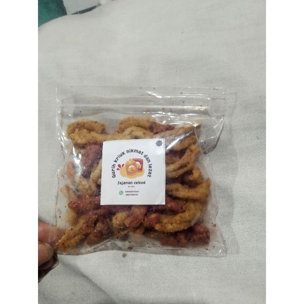 

usus Krispy original dan pedas