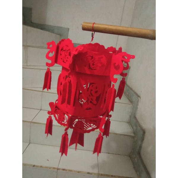 lampion imlek gantung