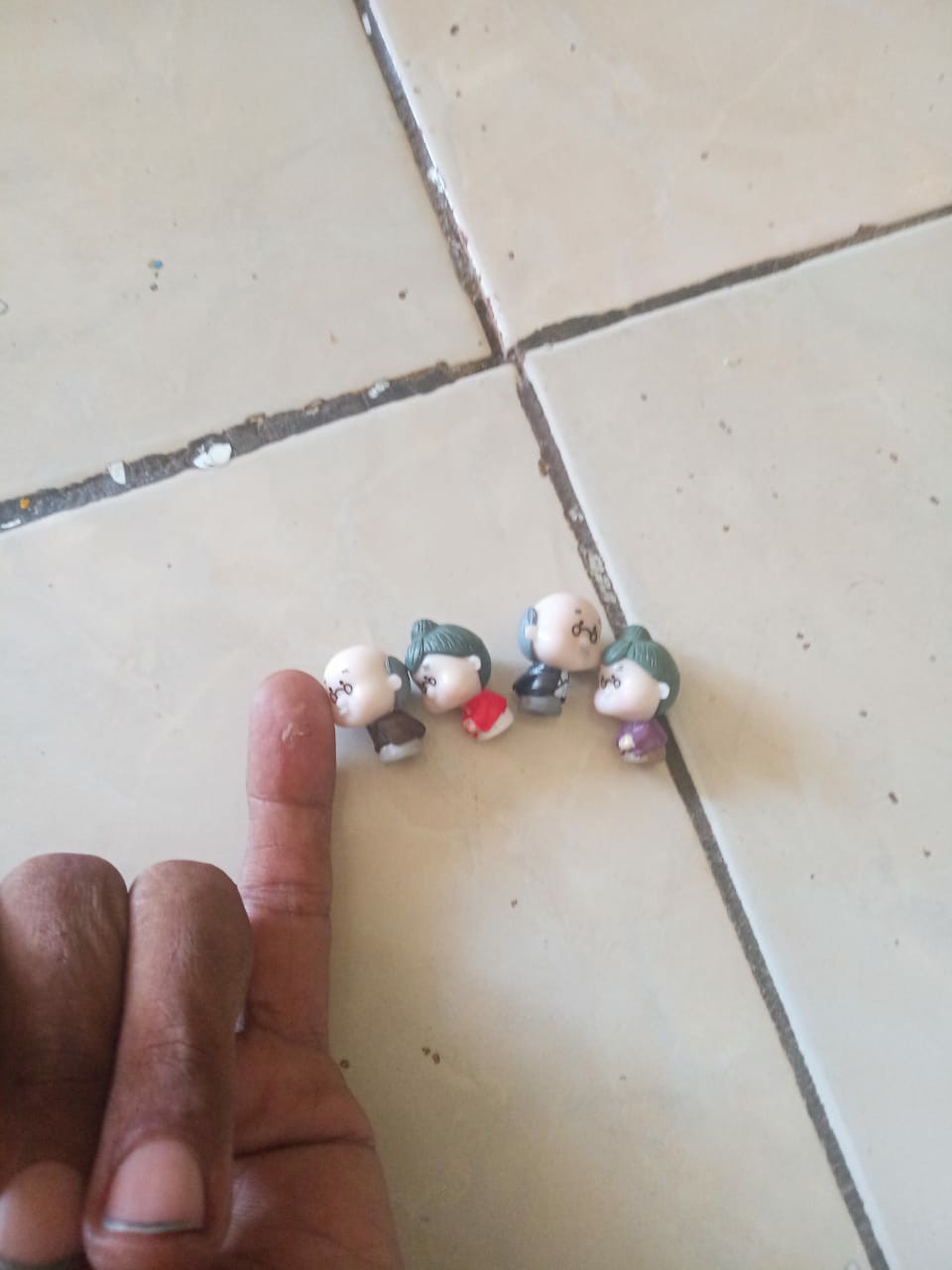 Tworsen 4pcs Miniatur Boneka Milny Grandpa Untuk Dekorasi Taman Miniatur